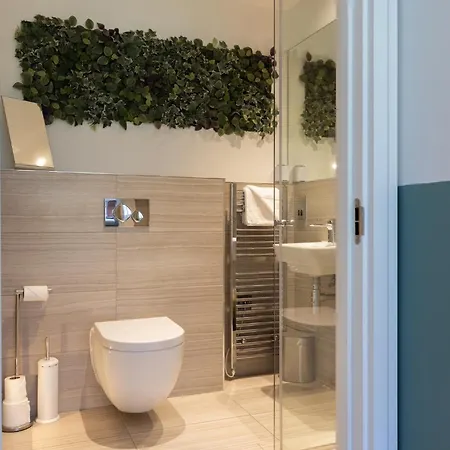 Appartement No 18 The Waterline Riverside *